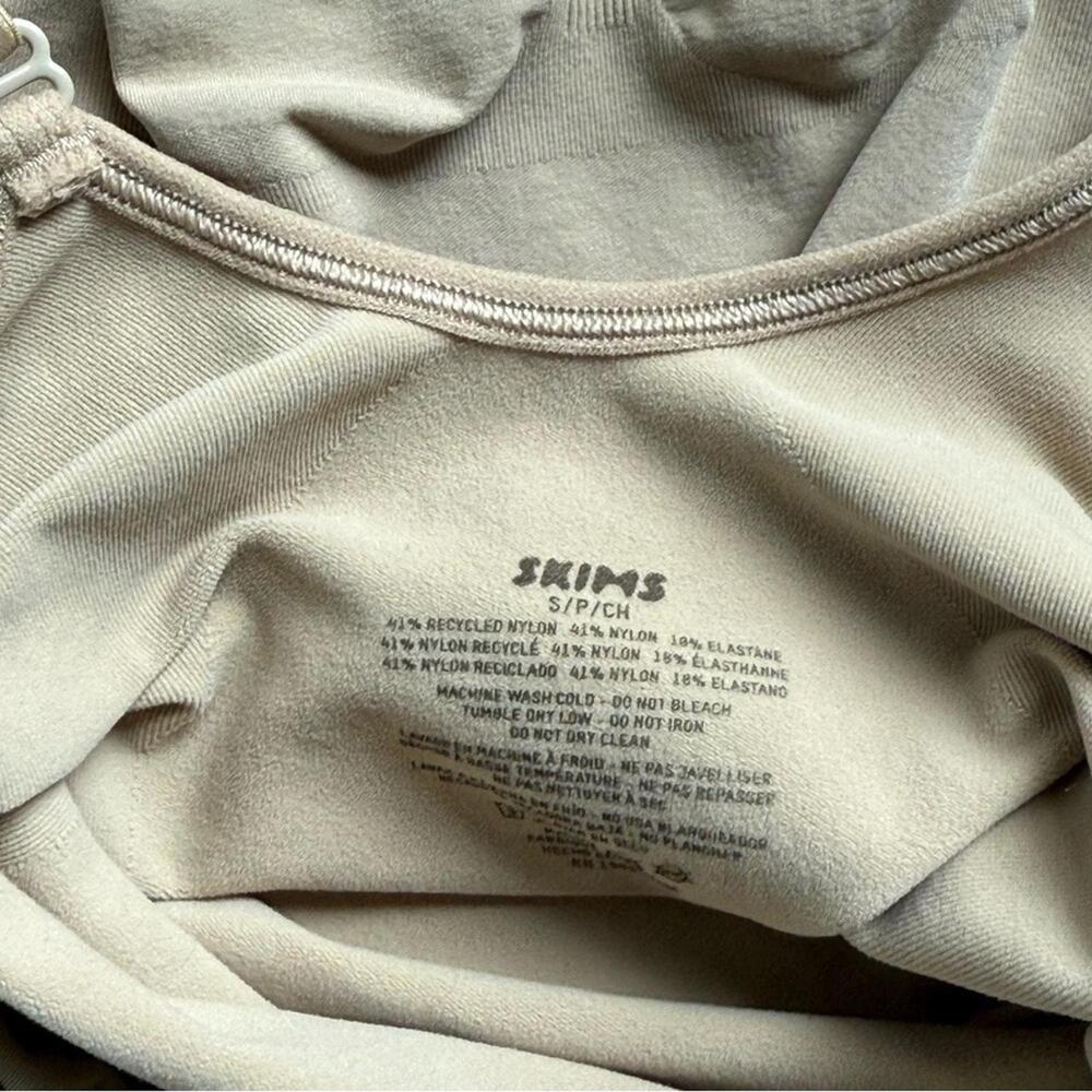 skims seamless bodysuit - Picture 8 of 8